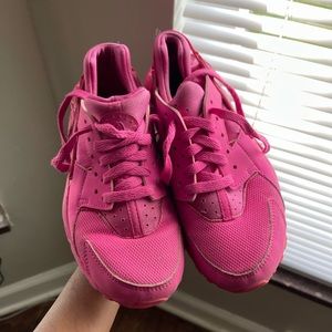2018 Huarache Run GS 'Laser Fuchsia
